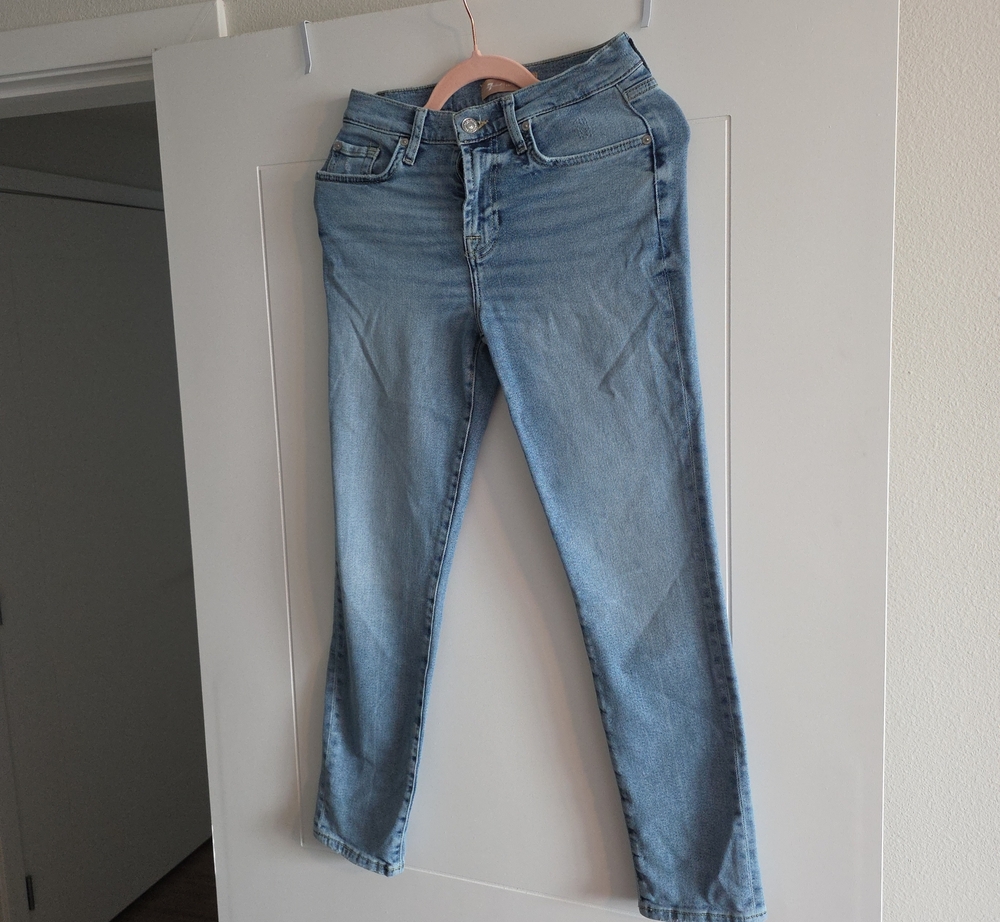 Women's Light Blue Skinny Stretch Jeans - Classic Slim Fit